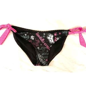 Bikini 👙 bottom, excellent condition.